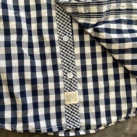 PD & C shirt - Picture 4 of 5